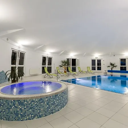 Kentaur Lovaspanzio Hotel